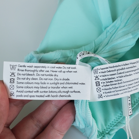 Seafolly freshwater bralette bikini top NWT - Picture 8 of 9